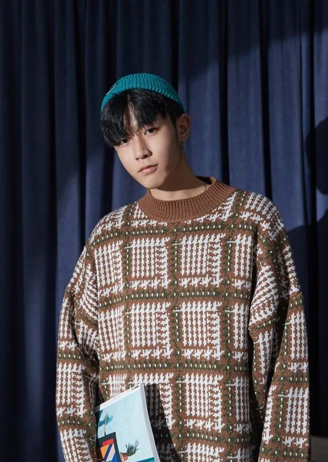 [Korean Style] Geometric Round Neck Sweater