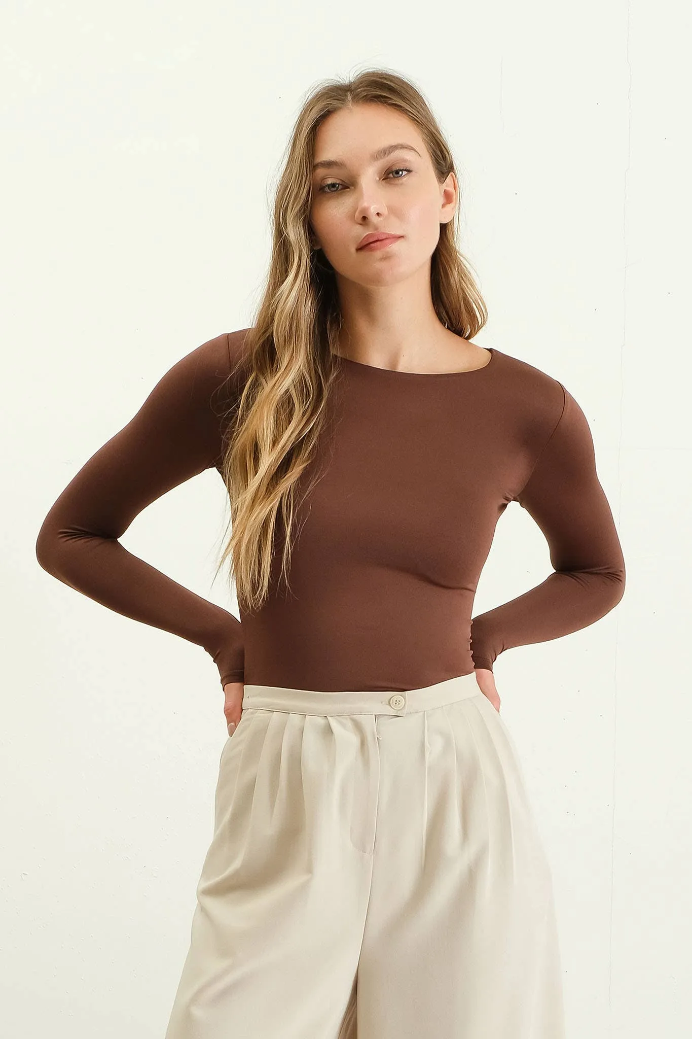 LONG SLEEVE FITTED KNIT   TAUPE