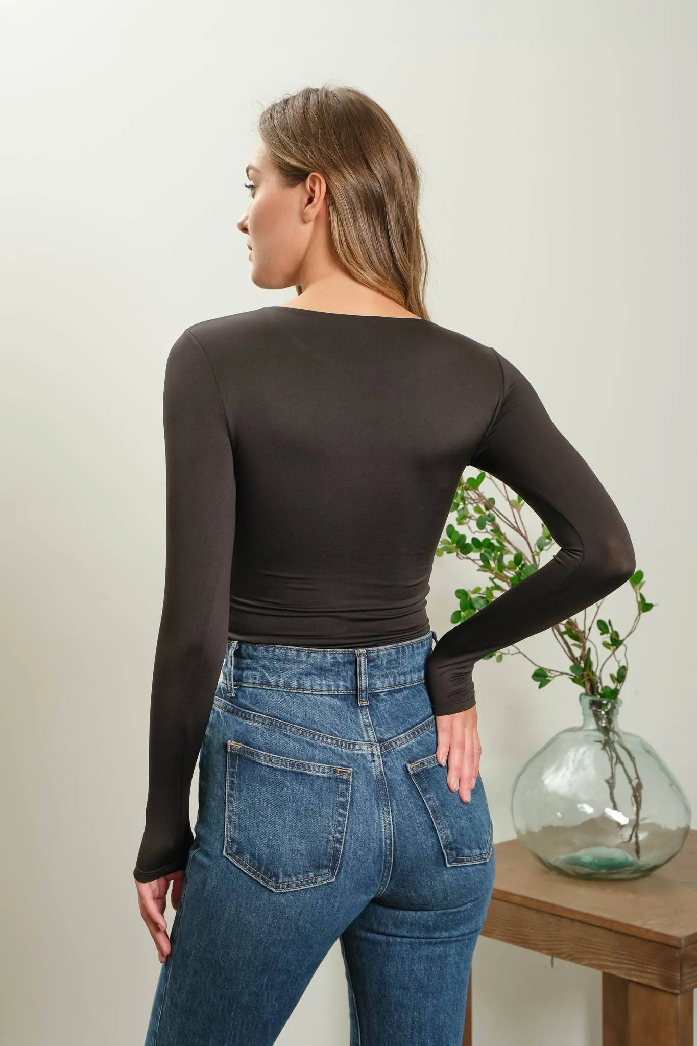 LONG SLEEVE FITTED TOP: BLACK