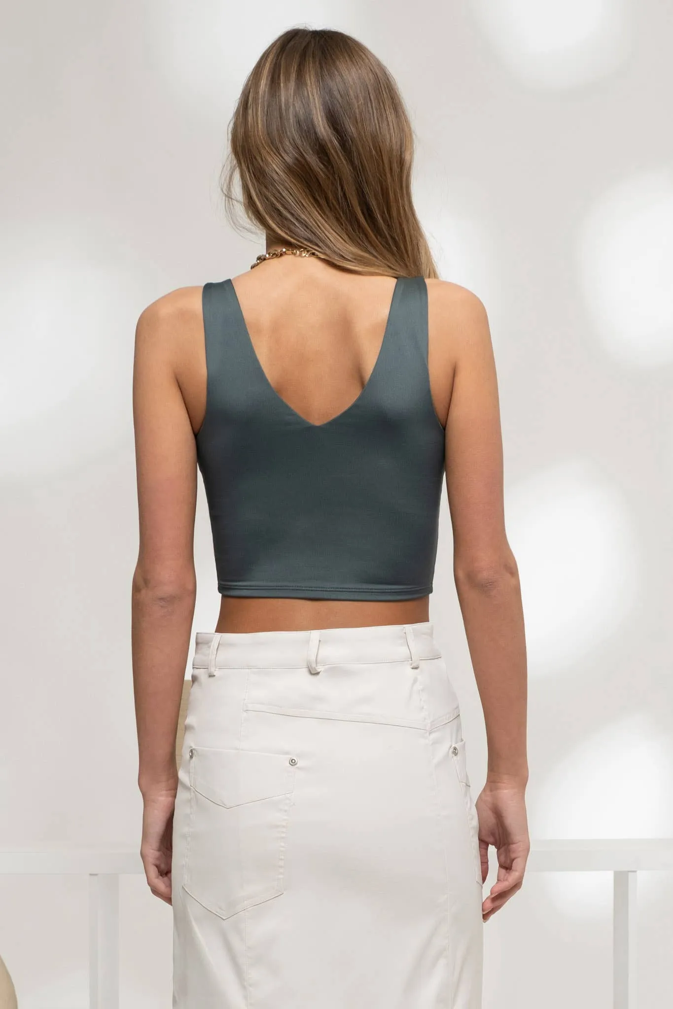 REVERSIBLE V NECK CROP TOP: FOREST GREEN