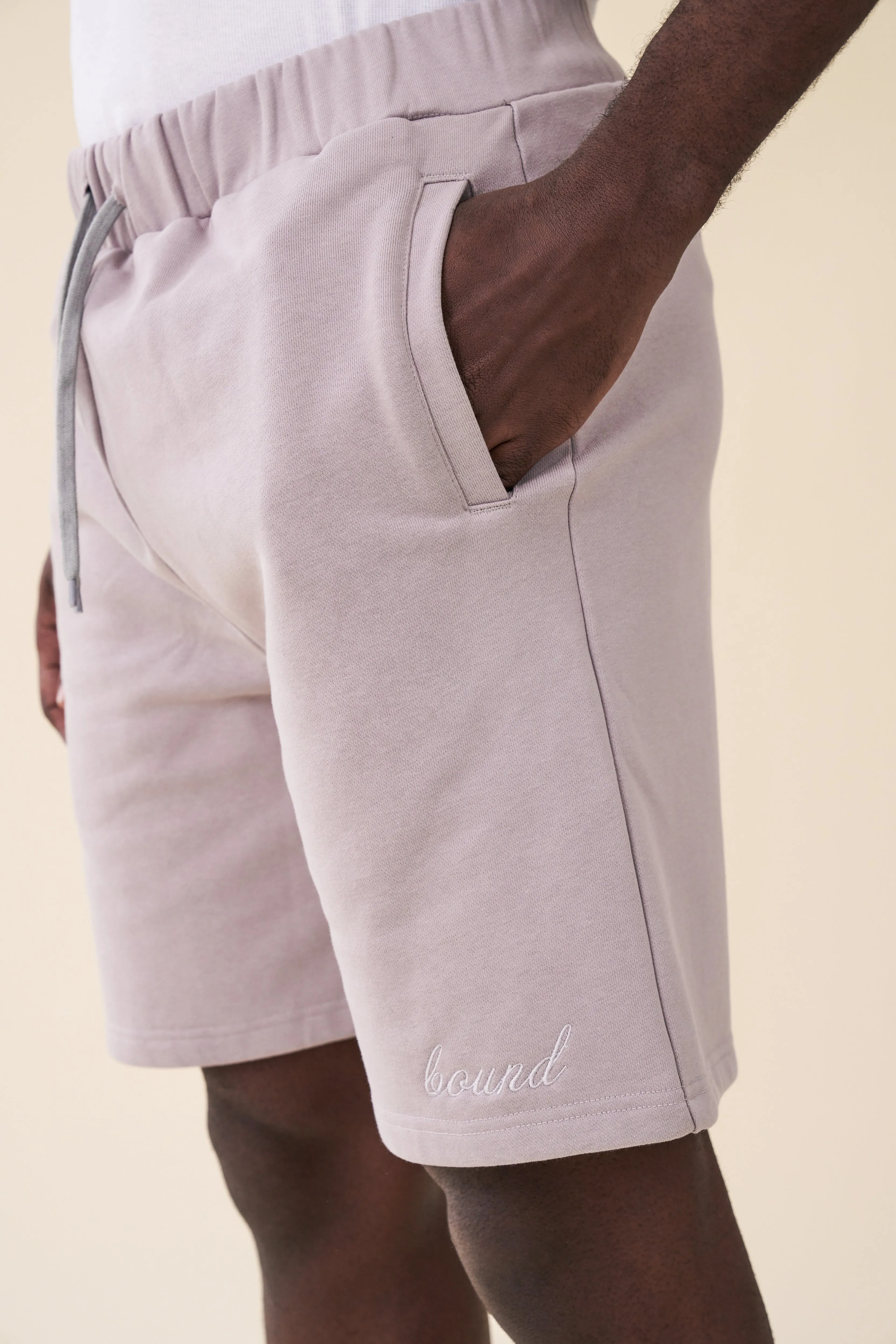 SCRIPT JOGGER SHORTS - MID GREY