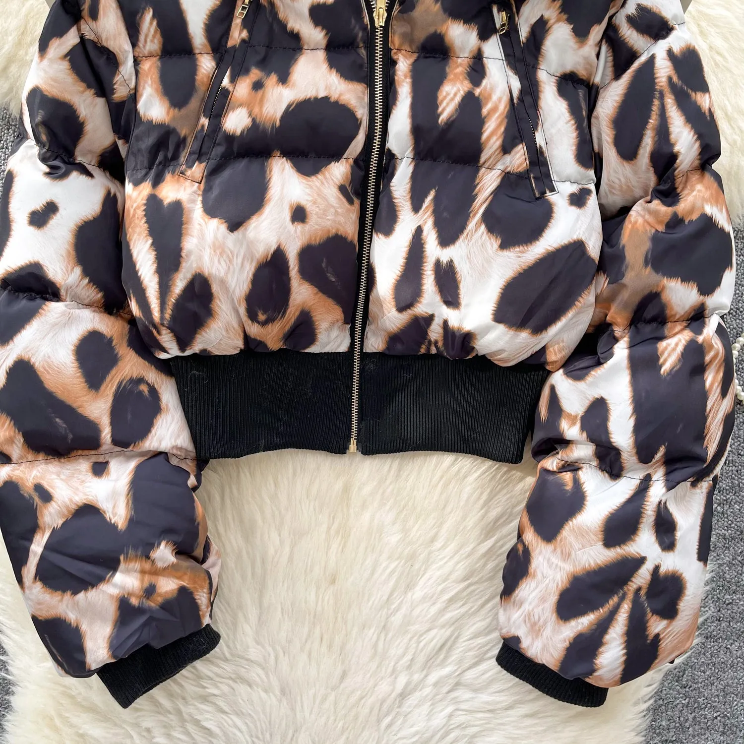 Thermal Leopard Printed Puffy Jacket